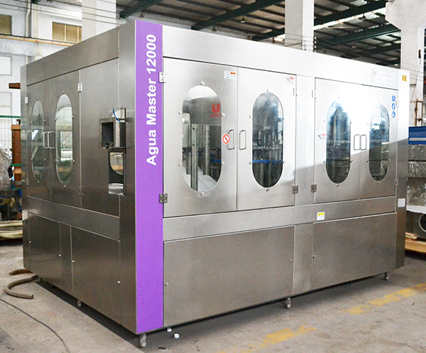 Nigeria 10000BPH Маленькая бутылка Минеральная наполнительная Вода Завод