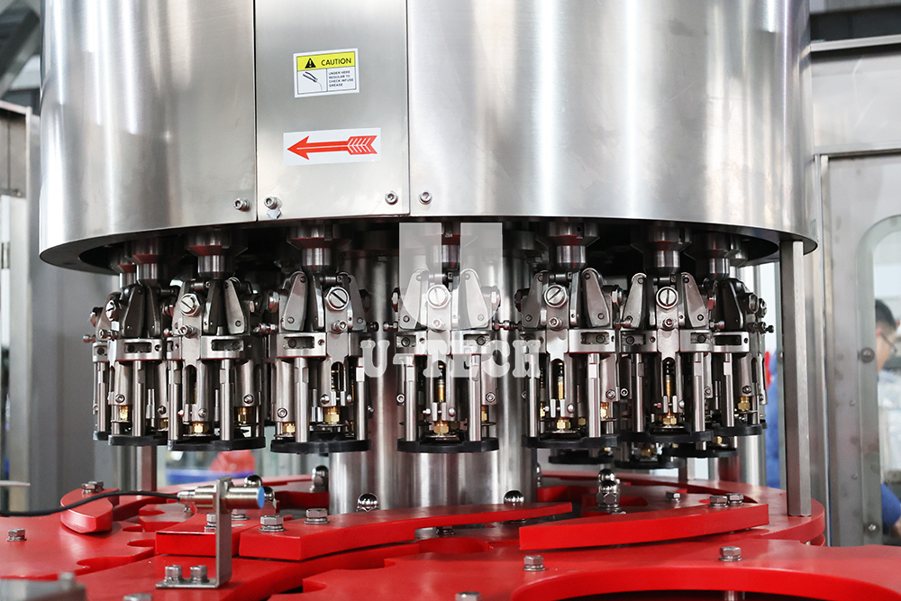 Автоматическая высокоскоростная роторная машина для газированных напитков, напитков, фруктов, винограда, вина, ликера, виски, пива, стеклянных бутылок, укупорочной машины