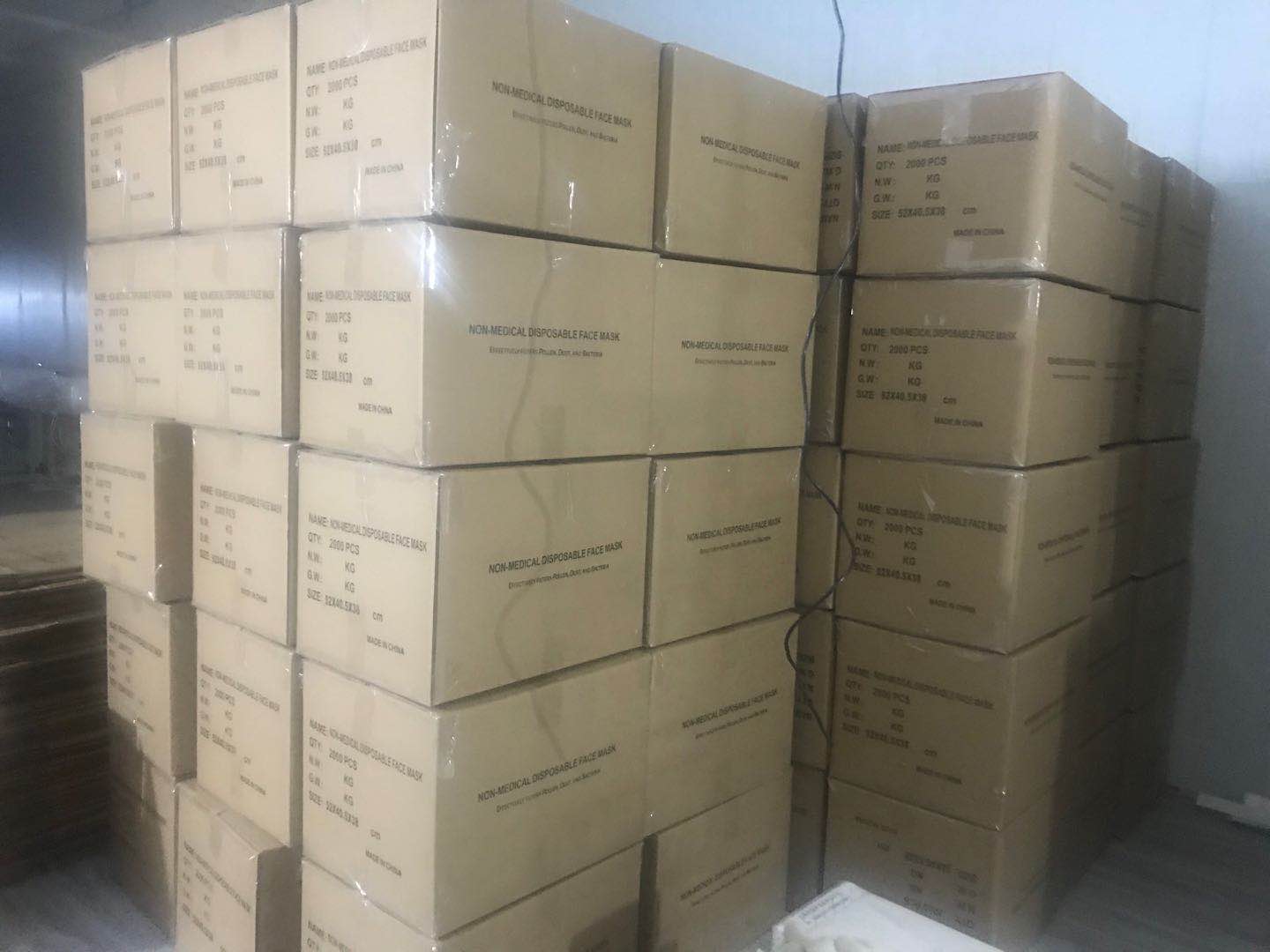 250 000 одноразовых 3При маска для лица Отправить в Польшу